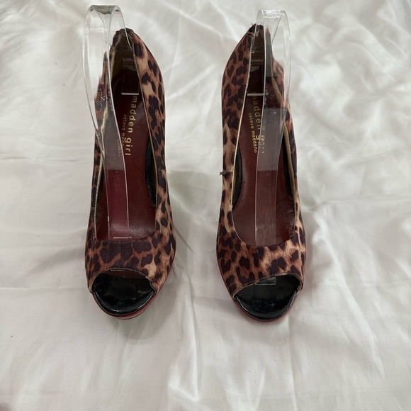 💙3/$20 Madden girl women’s leopard print heels, size 7.5 - Picture 1 of 10
